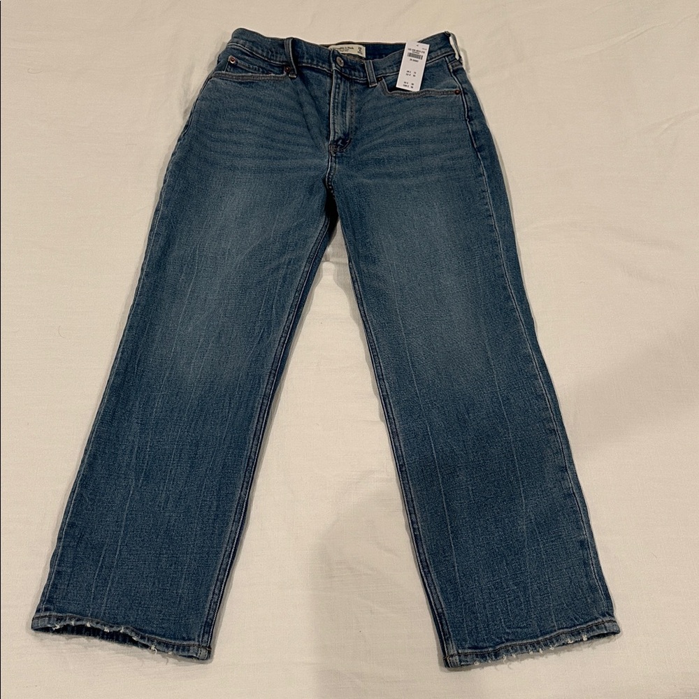 Abercrombie & Fitch The Ankle Straight Ultra High Rise Jeans - 28S - 6S - NWT